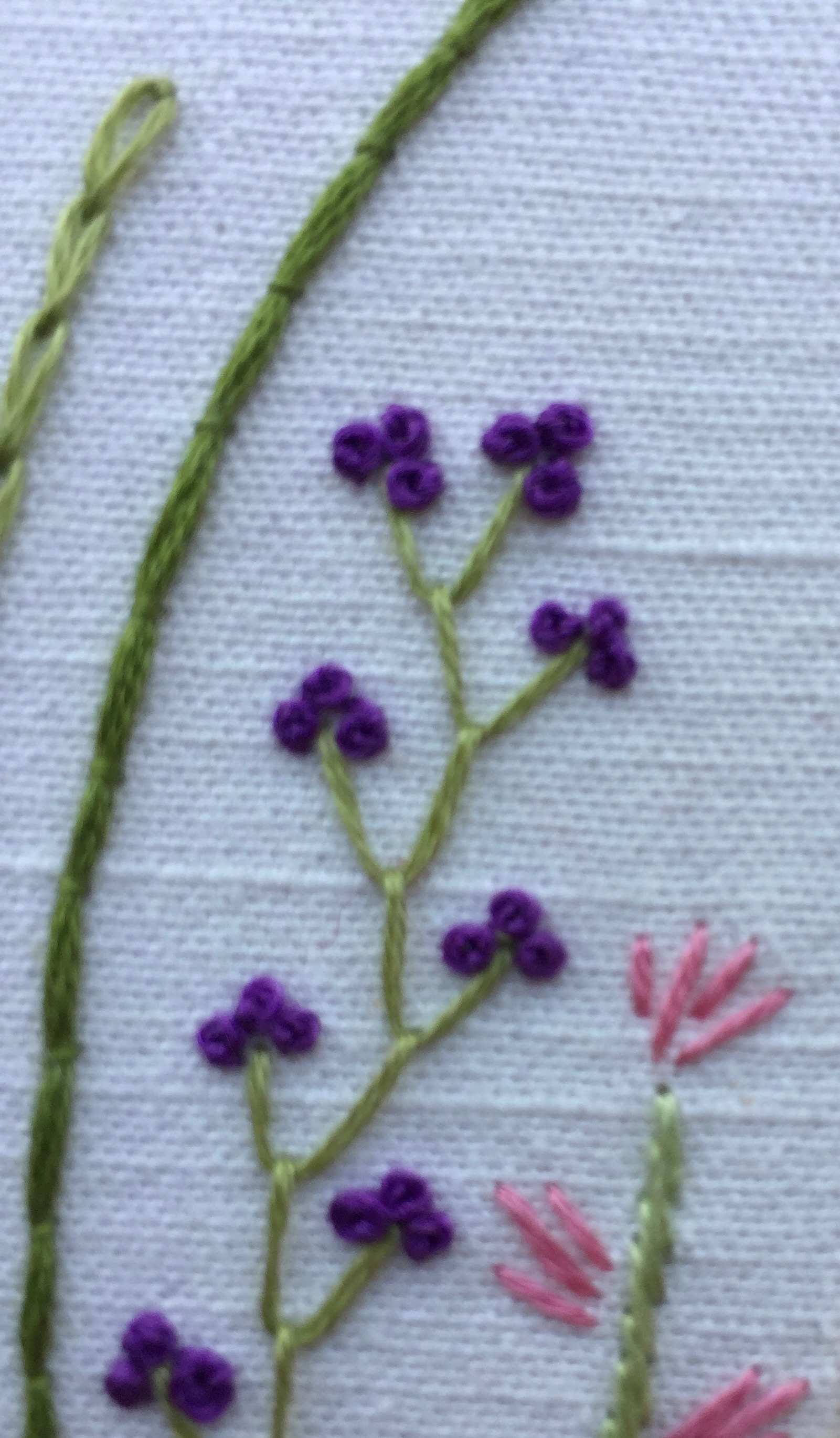 feather stitch used in a freestyle embroidery project as leaves