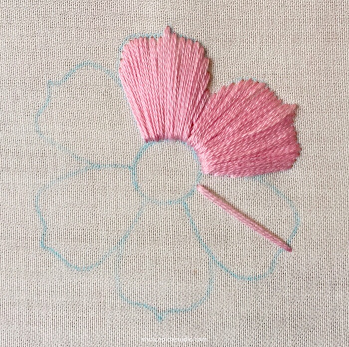flower motif stitch with satin stitch